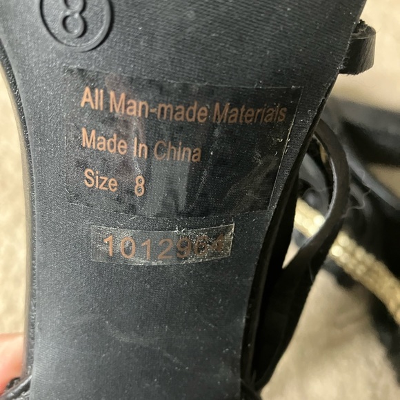 4 inch Charming Charlie Chunky Heal. - Picture 3 of 5